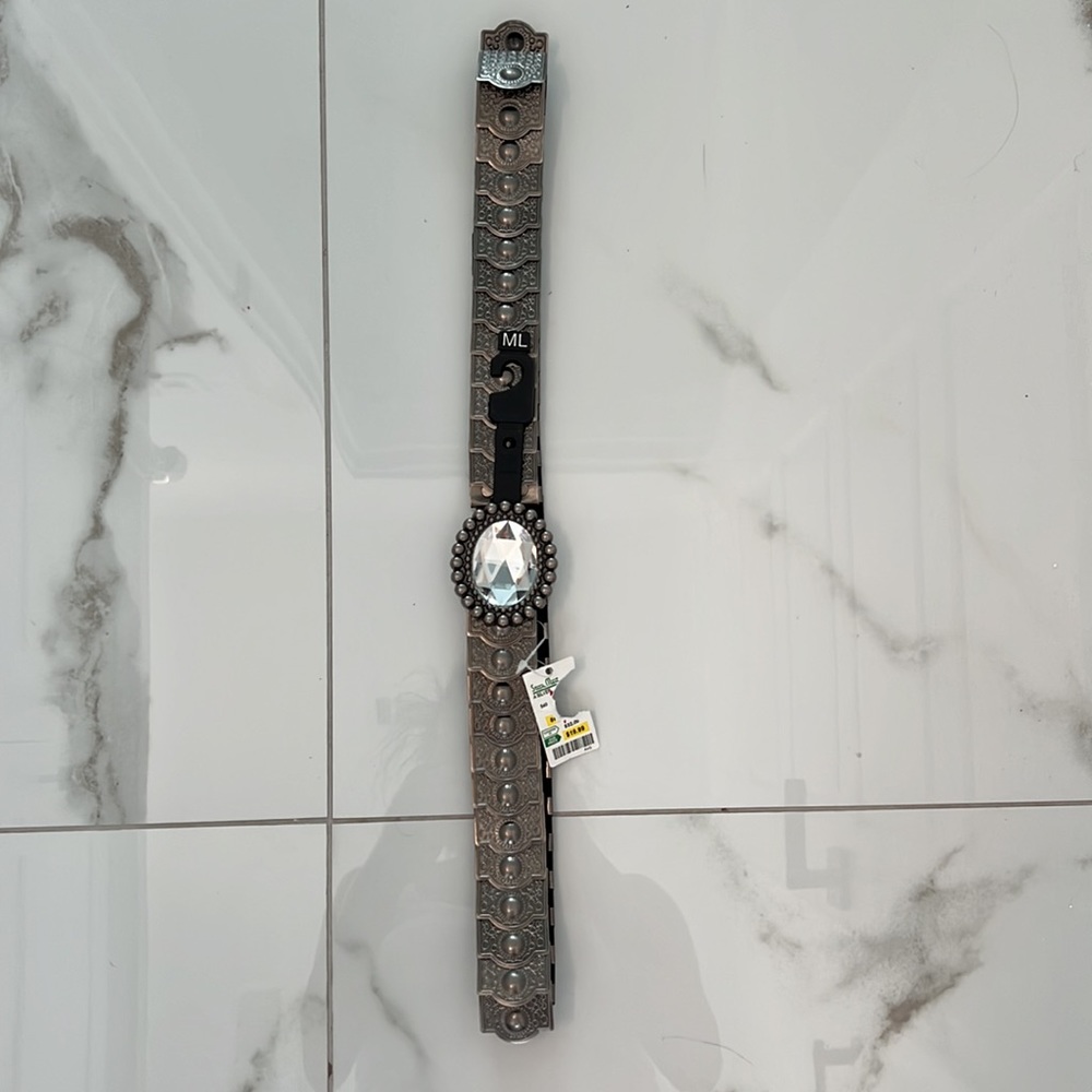 NWT Belt Sz M/L